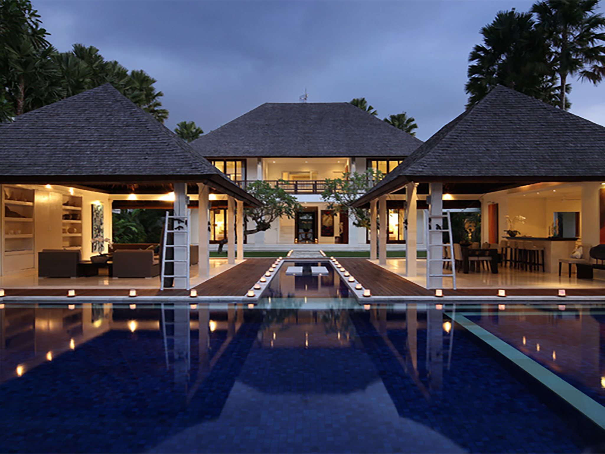 Villa Asante - The villa at night - Villa Asante, Canggu, Bali
